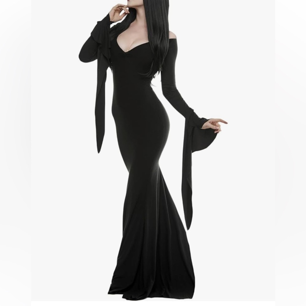 XL Morticia Adam’s Family Goth Dark Witch Costume Black Velvet